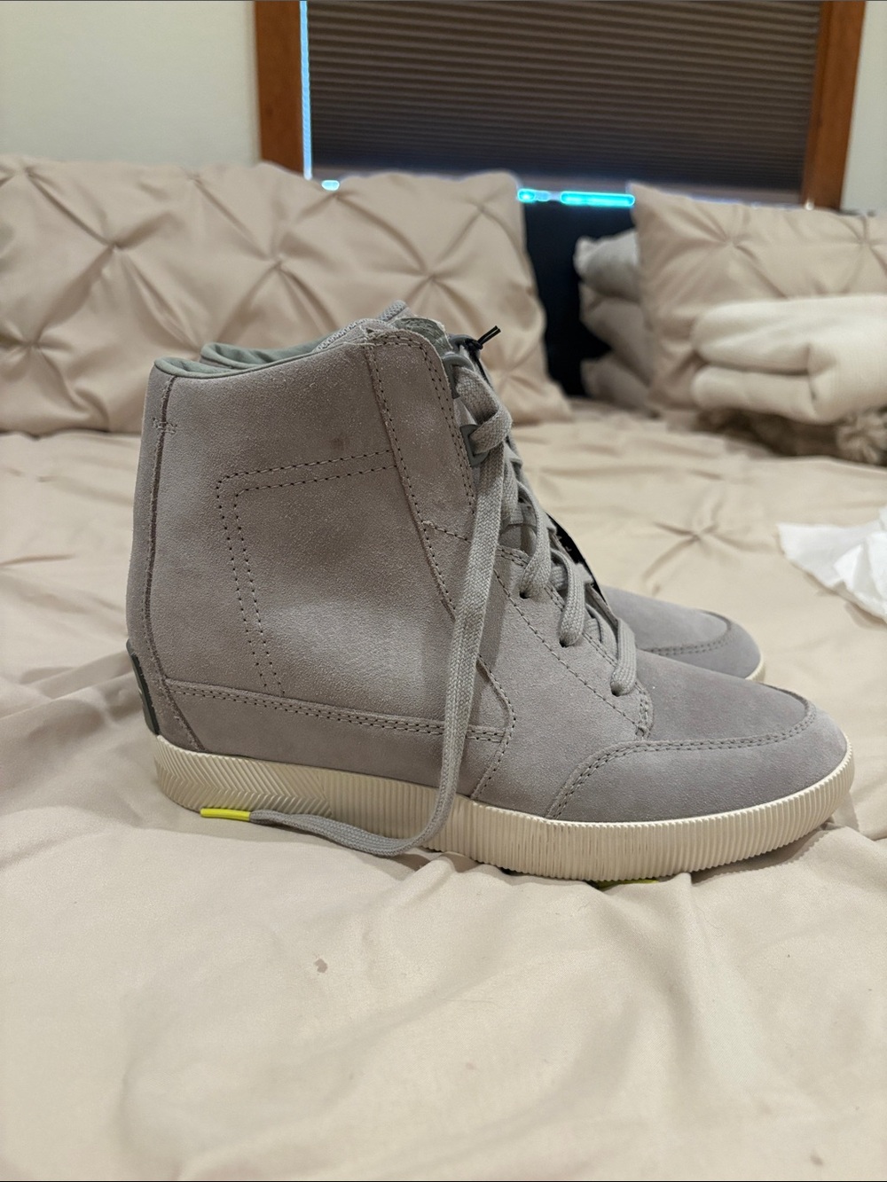 Sorel Gray Suede Wedge Ankle Boot Sneakers